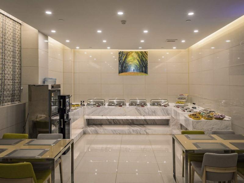 Vatica Xuzhou High Speed Railway Station Hotel Dış mekan fotoğraf